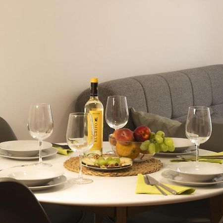 Apartamento Veronika Apartment อาร์เรซิเฟ ภายนอก รูปภาพ